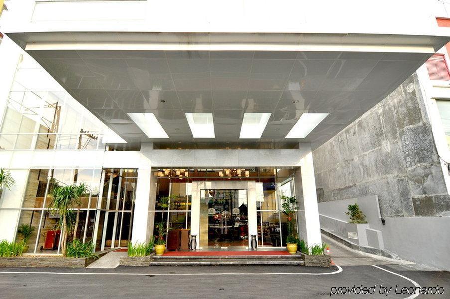 Star Hotel Semarang Exterior foto